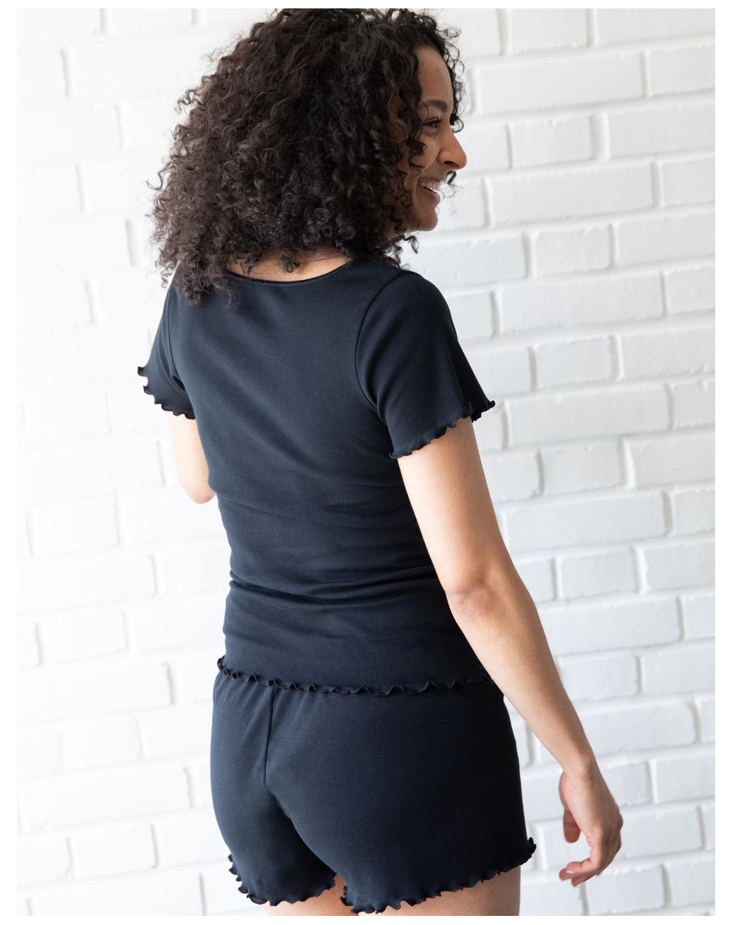 Pyjama T-shirt et Short en coton bio - Noir