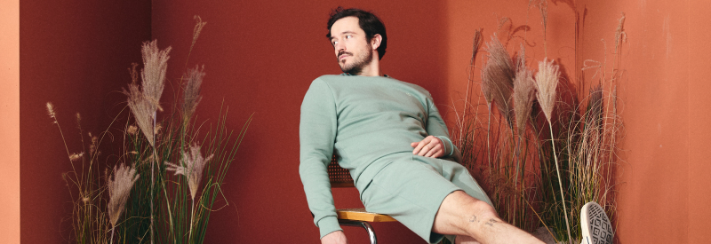 Sweat et Hoodies : Définition et origines d’un incontournable